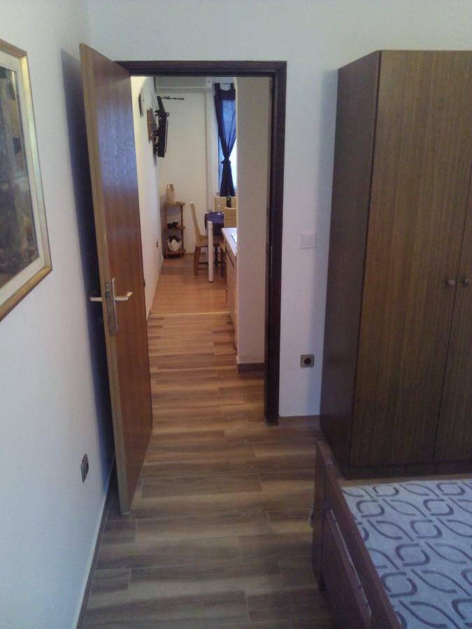 Apartment Artusi Pula Exteriör bild